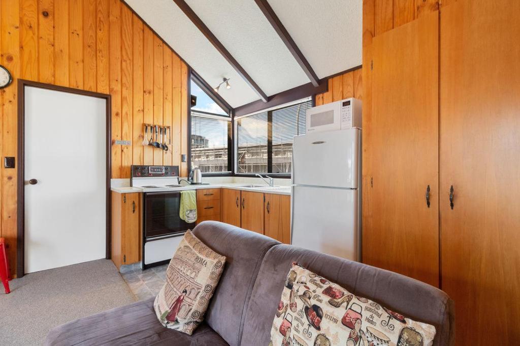 Downtown Mountview - Mt Maunganui Holiday Home Mount Maunganui Buitenkant foto