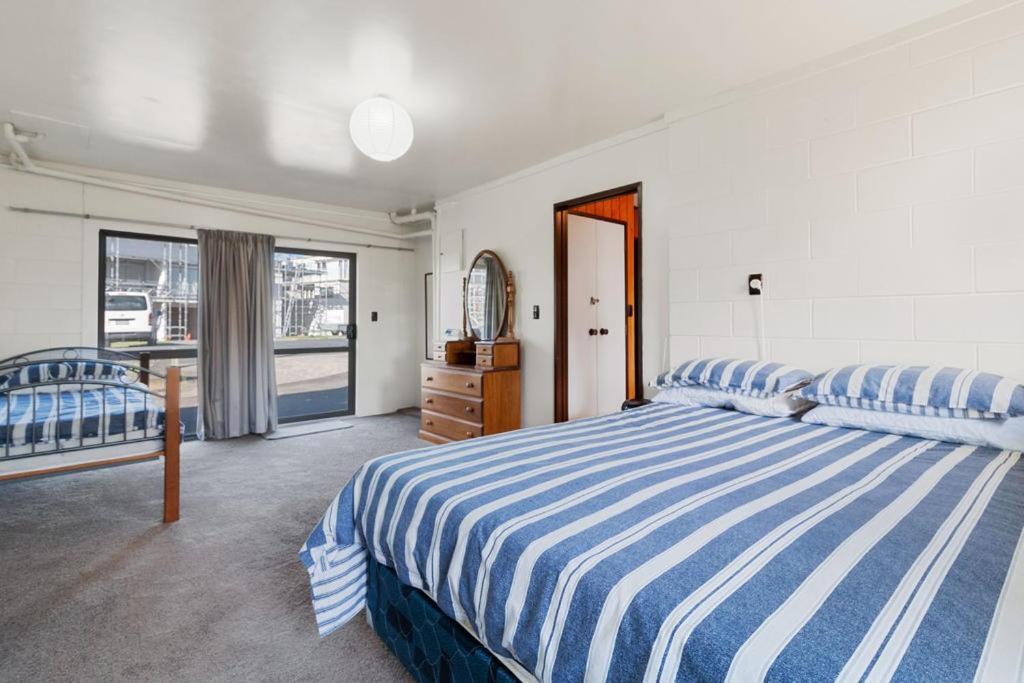 Downtown Mountview - Mt Maunganui Holiday Home Mount Maunganui Buitenkant foto